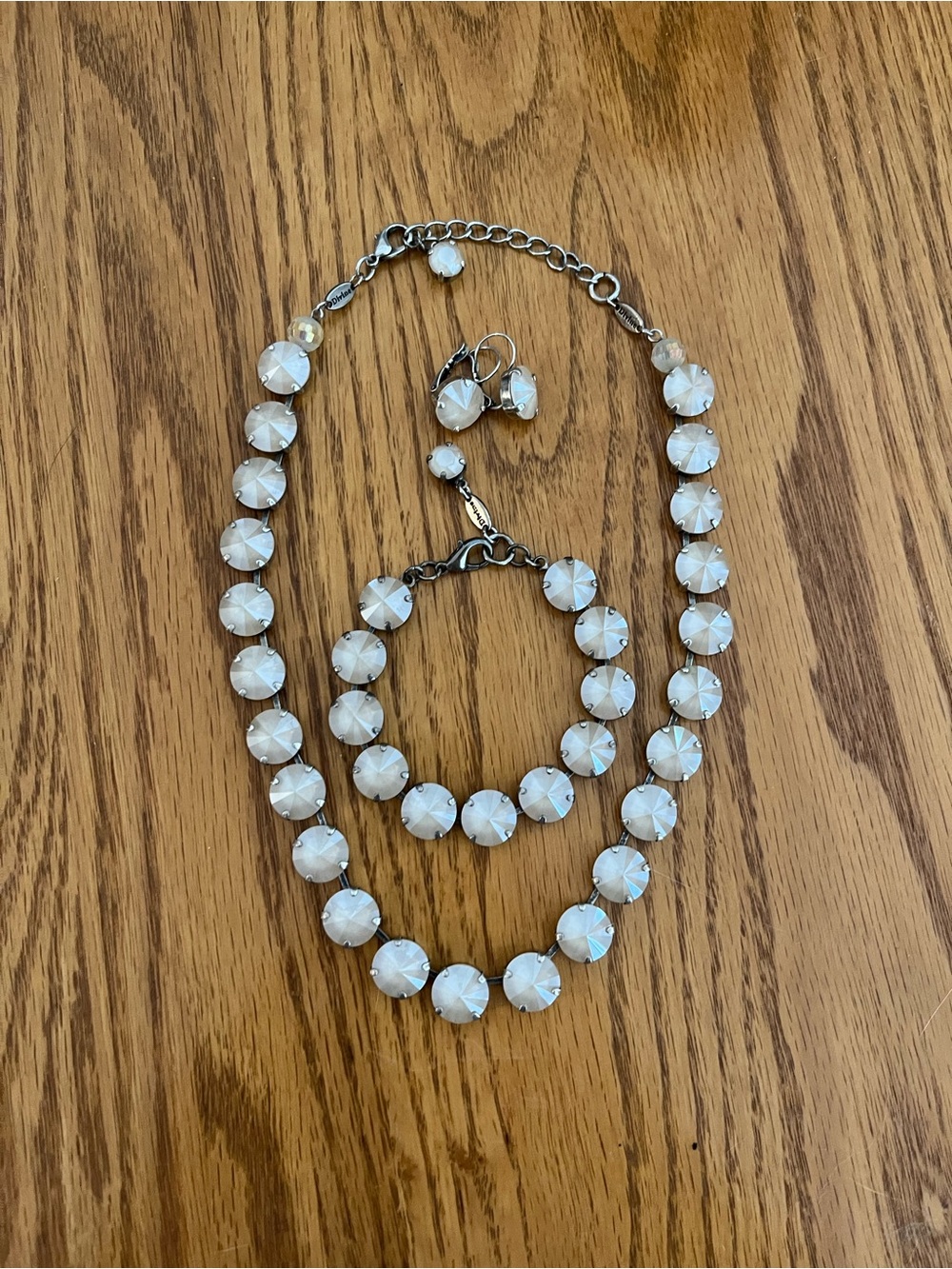 Sabika inspired Cream color Crystal Necklace, Bracelet & Earring Set